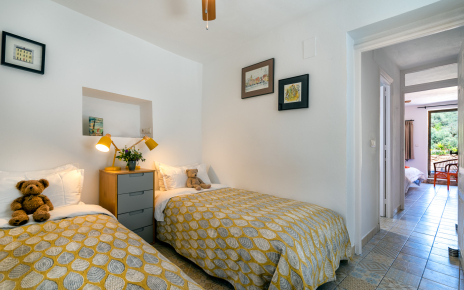 Habitación 2 (Limón) con dormitorio anexo